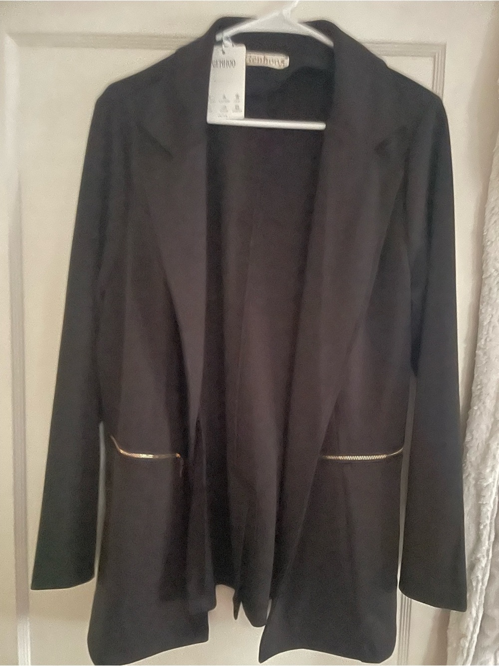 Open-Front Black Women's Jacket with Gold Zipper Detail